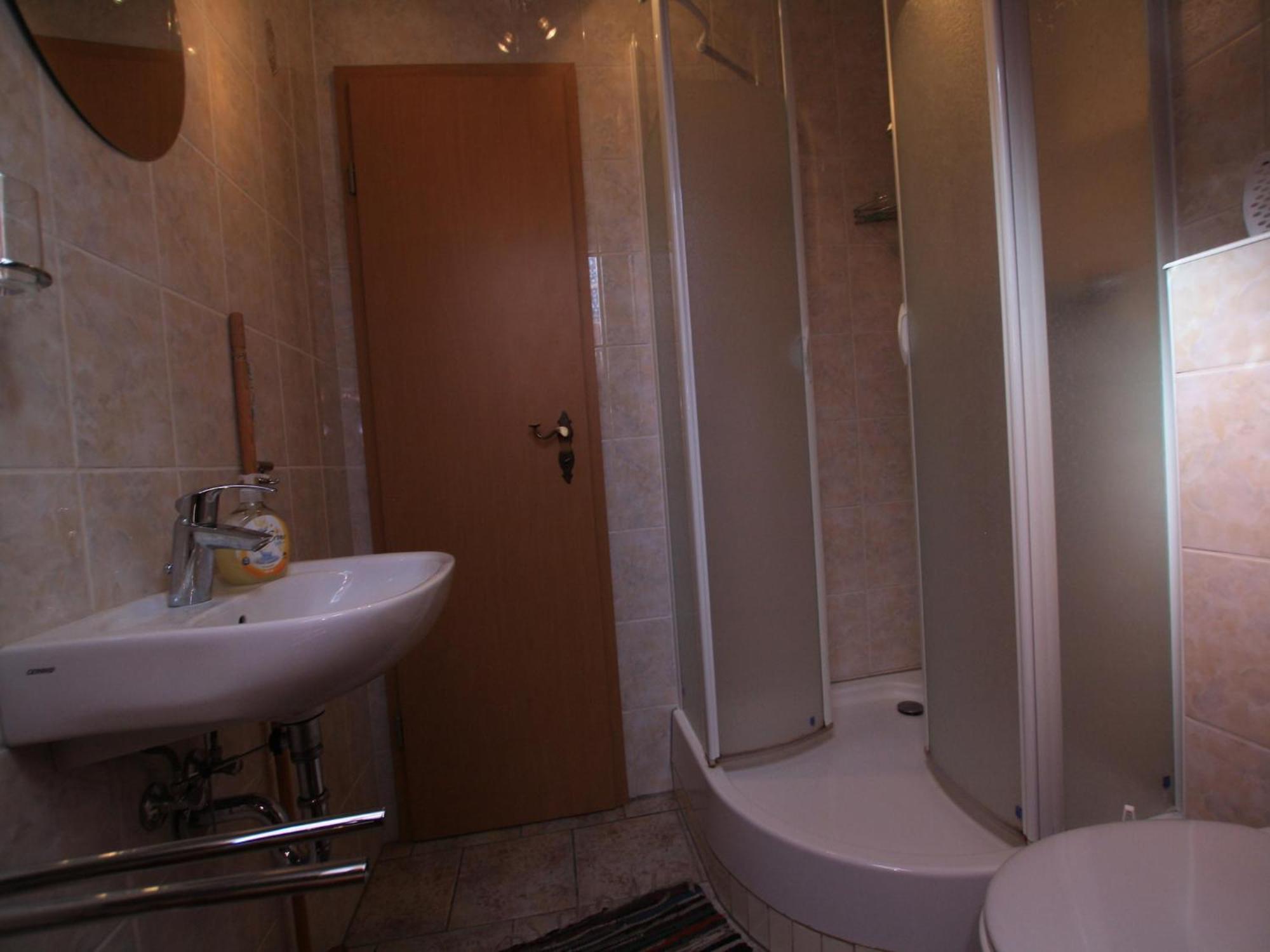 Apartment In Luckaitztal Gossda With Parking Space Luaran gambar