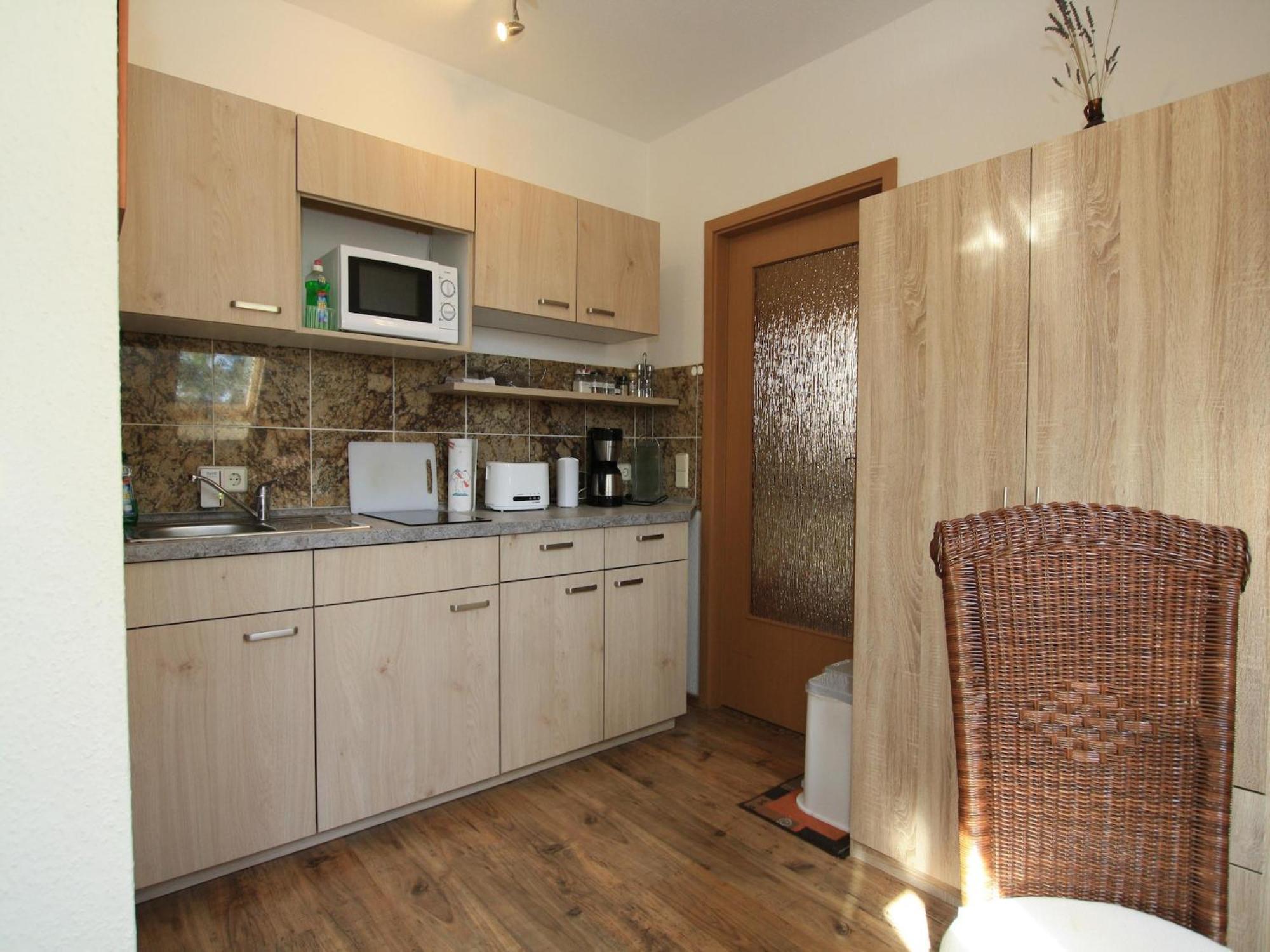 Apartment In Luckaitztal Gossda With Parking Space Luaran gambar