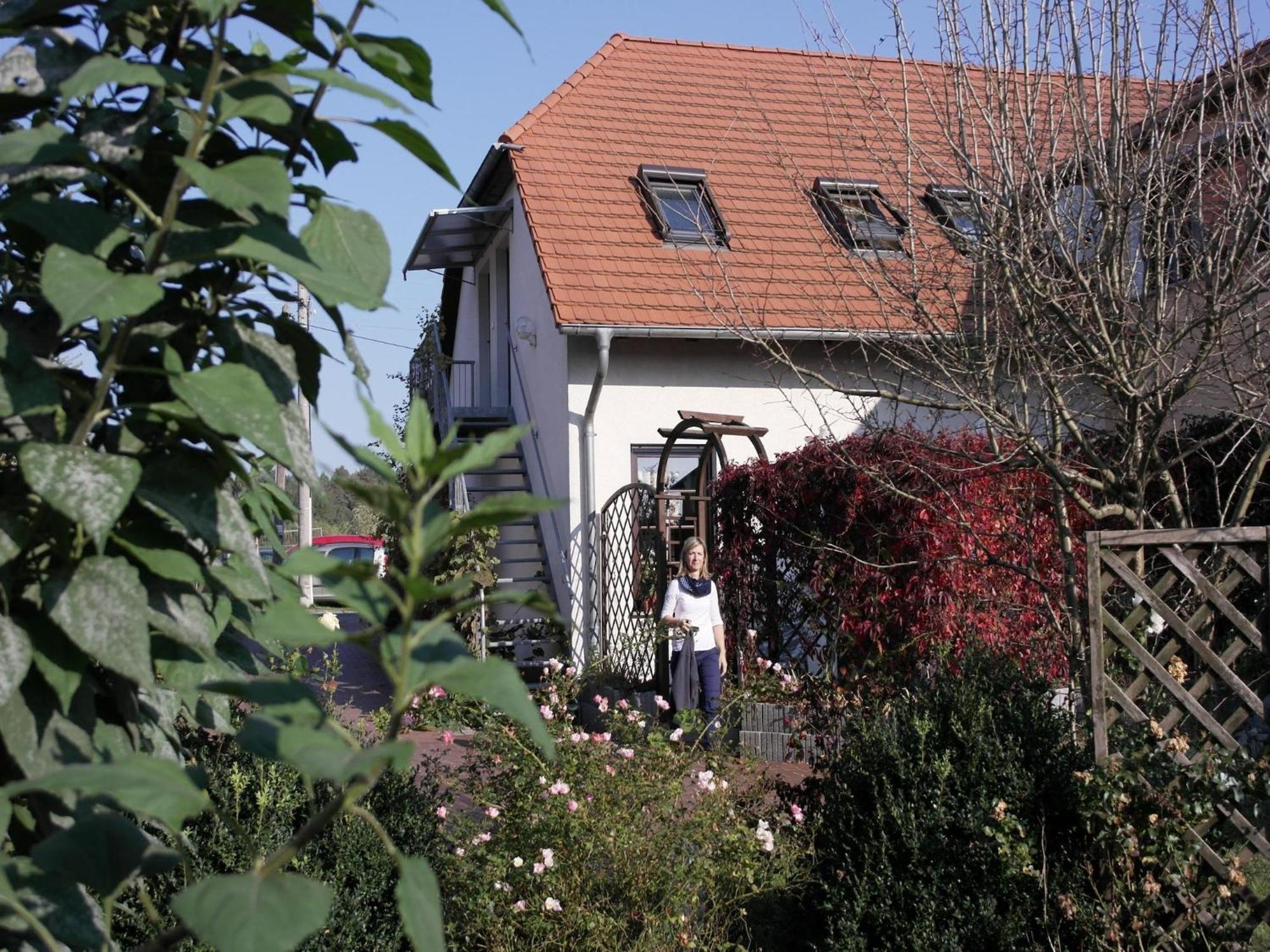 Apartment In Luckaitztal Gossda With Parking Space Luaran gambar