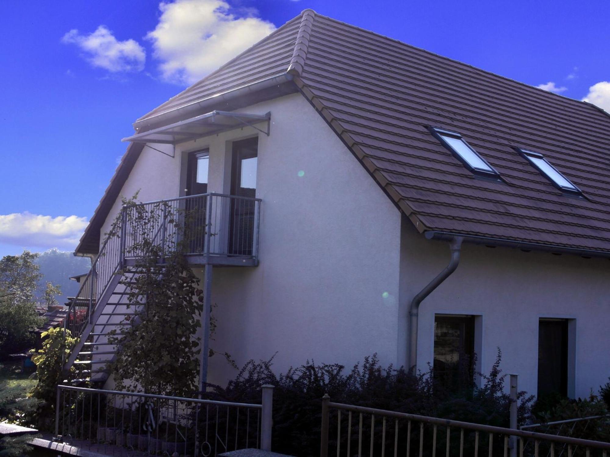 Apartment In Luckaitztal Gossda With Parking Space Luaran gambar